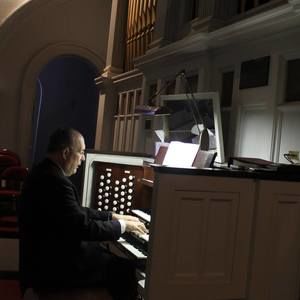 Meet your Posher, Kenneth